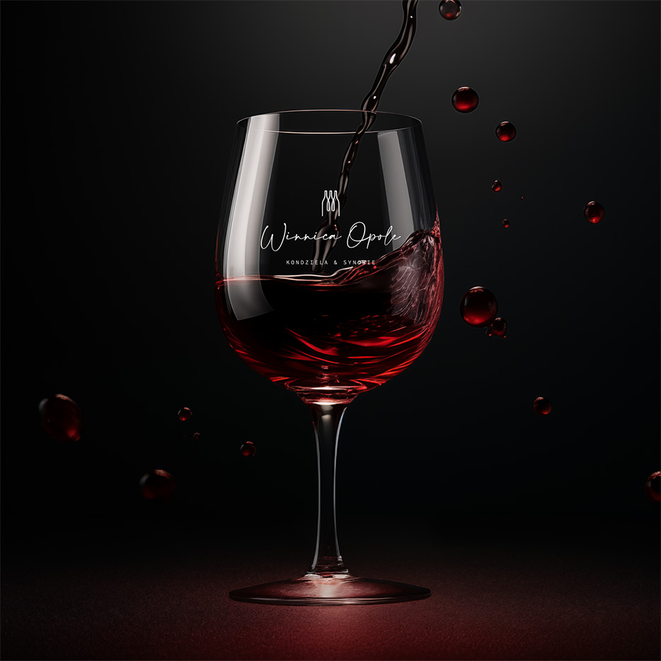 Kieliszki do wina z grawerem